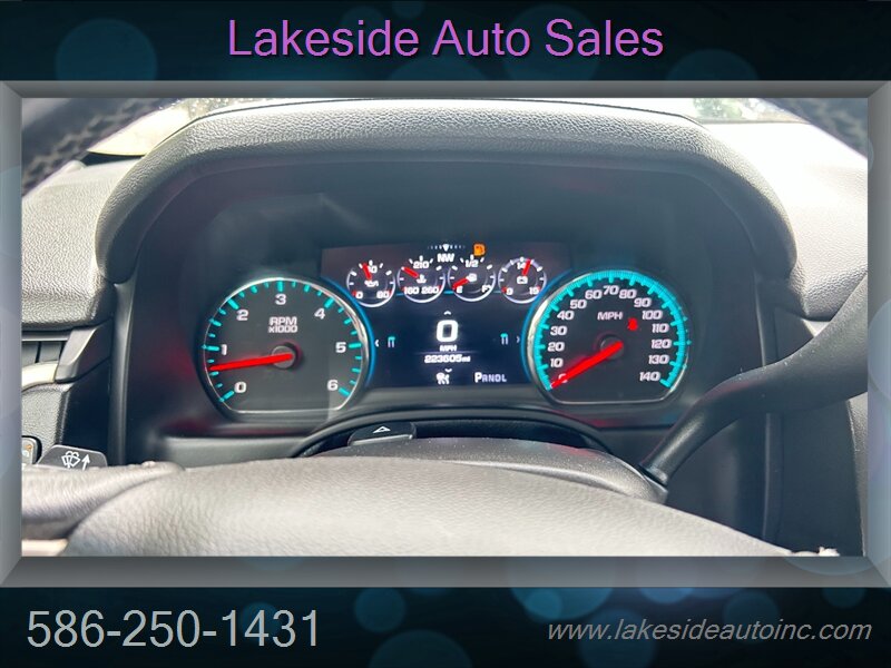 2018 GMC Yukon XL Denali   - Photo 10 - Clinton Township, MI 48036