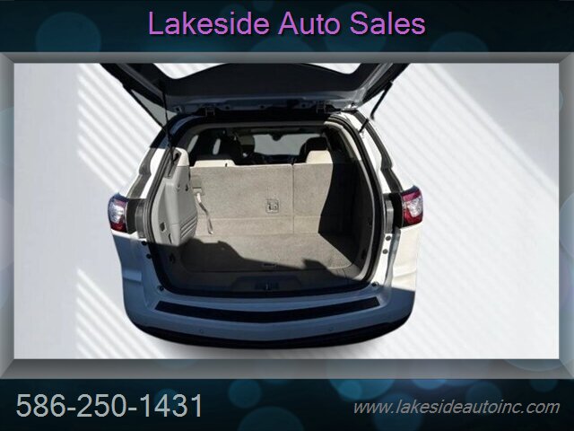 2016 Chevrolet Traverse LTZ - Photo 9 - Clinton Township, MI 48036