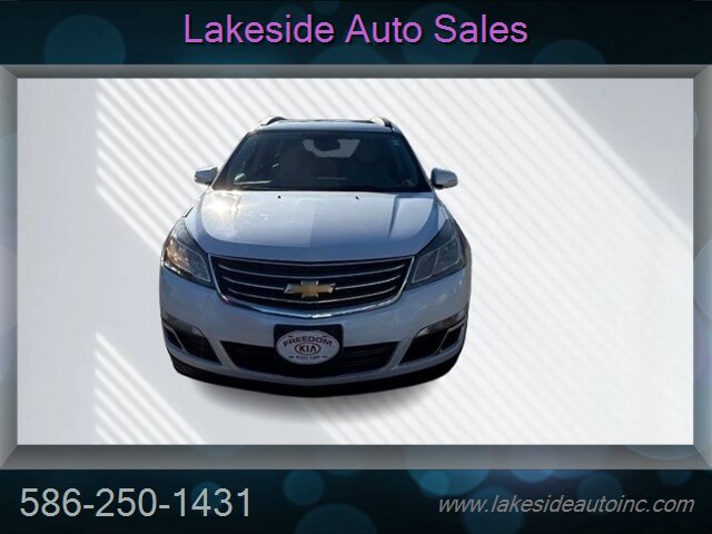 2016 Chevrolet Traverse LT   - Photo 3 - Clinton Township, MI 48036