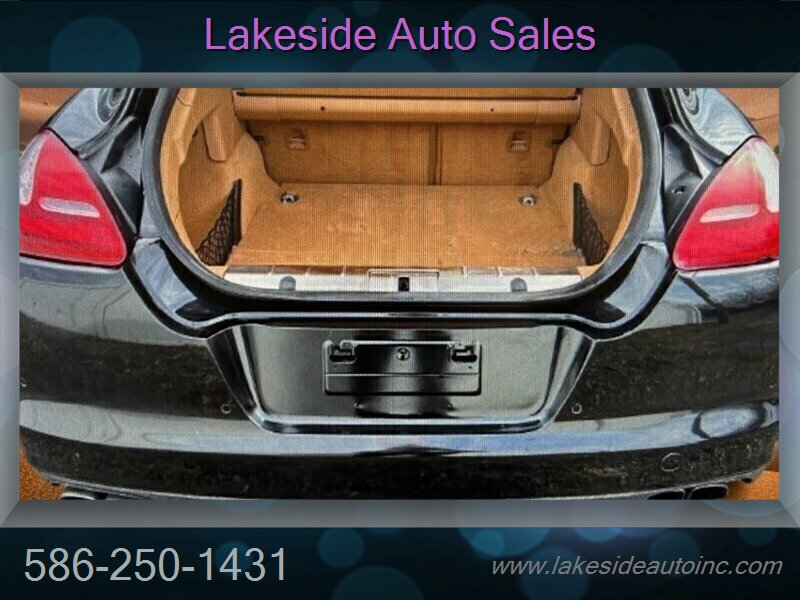 2010 Porsche Panamera Turbo   - Photo 19 - Clinton Township, MI 48036