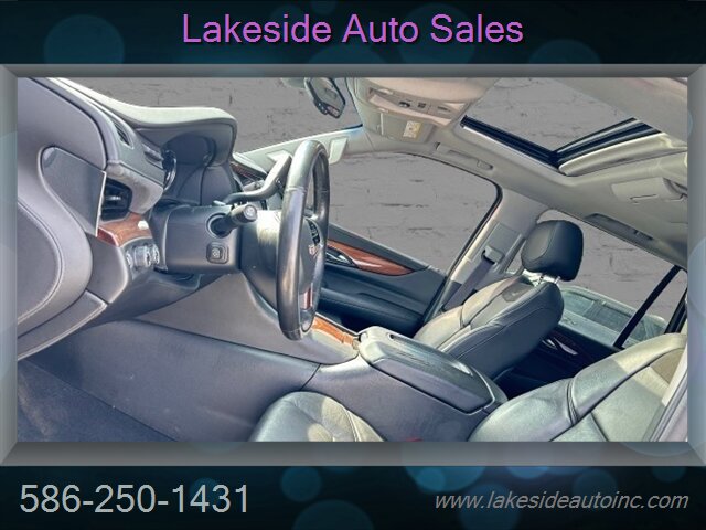 2016 Cadillac Escalade Luxury Collection - Photo 11 - Clinton Township, MI 48036