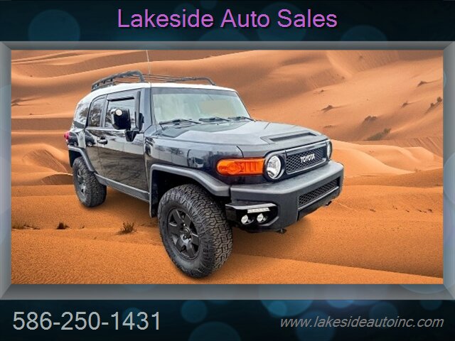 2007 Toyota FJ Cruiser 4dr SUV - Photo 5 - Clinton Township, MI 48036