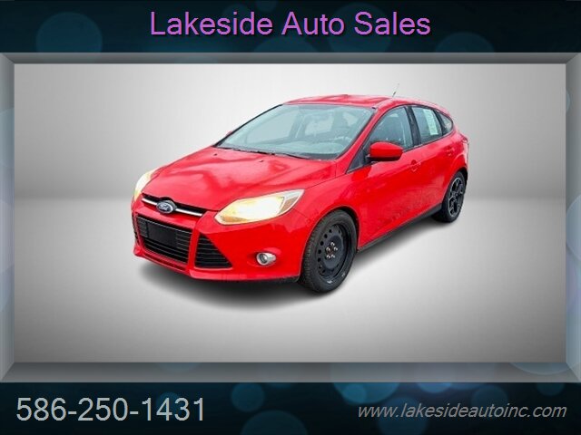 2012 Ford Focus SE - Photo 1 - Clinton Township, MI 48036