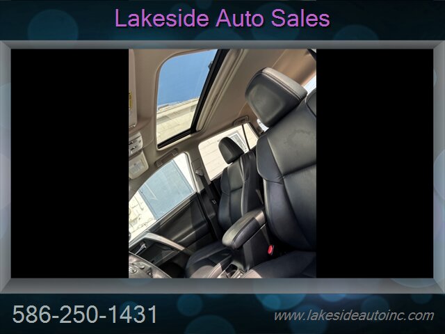 2015 Toyota RAV4 Limited - Photo 13 - Clinton Township, MI 48036