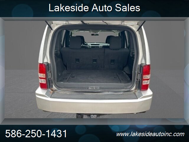 2010 Jeep Liberty Sport - Photo 13 - Clinton Township, MI 48036