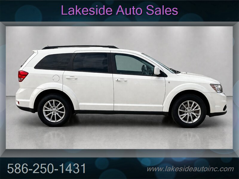 2013 Dodge Journey SXT - Photo 5 - Clinton Township, MI 48036
