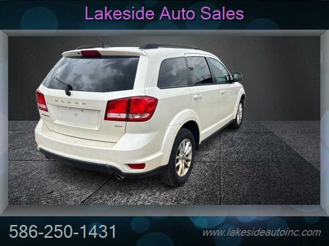 2013 Dodge Journey SXT - Photo 7 - Clinton Township, MI 48036