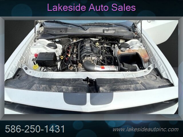 2016 Dodge Challenger R/T   - Photo 10 - Clinton Township, MI 48036