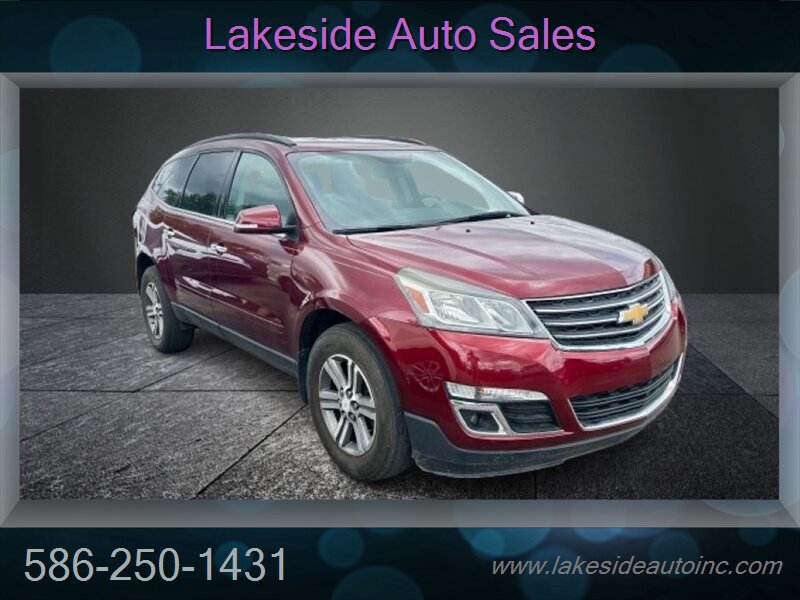 2017 Chevrolet Traverse LT 3rd Row, Low Miles 85K - Photo 1 - Clinton Township, MI 48036