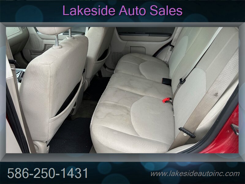 2011 Mercury Mariner MPV   - Photo 8 - Clinton Township, MI 48036