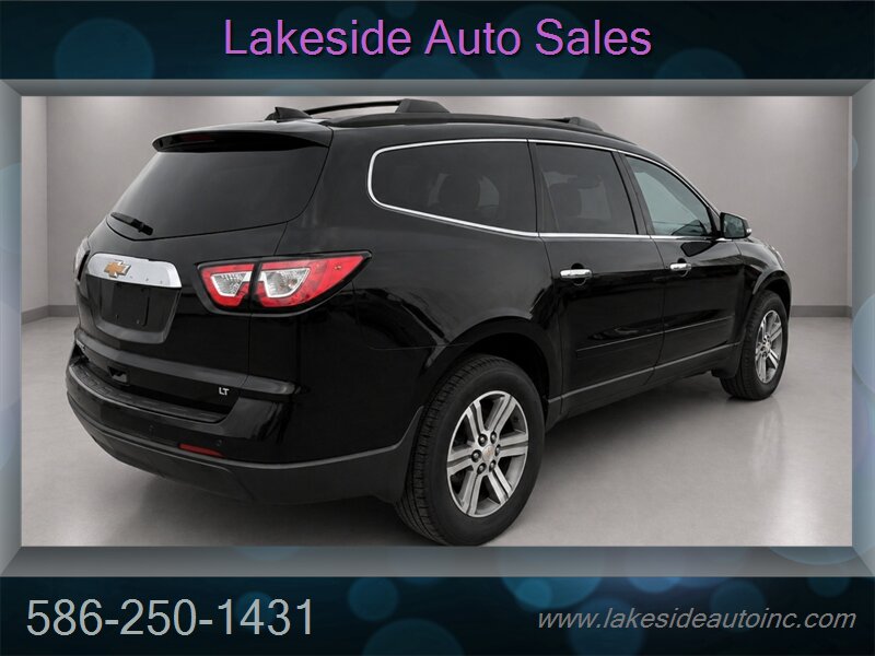 2017 Chevrolet Traverse LT - Photo 7 - Clinton Township, MI 48036