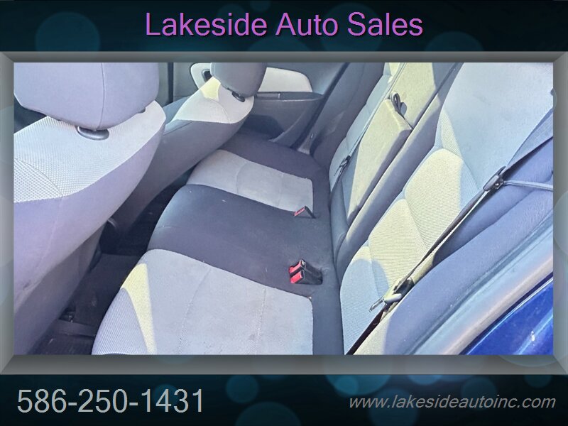 2013 Chevrolet Cruze LS Auto   - Photo 9 - Clinton Township, MI 48036