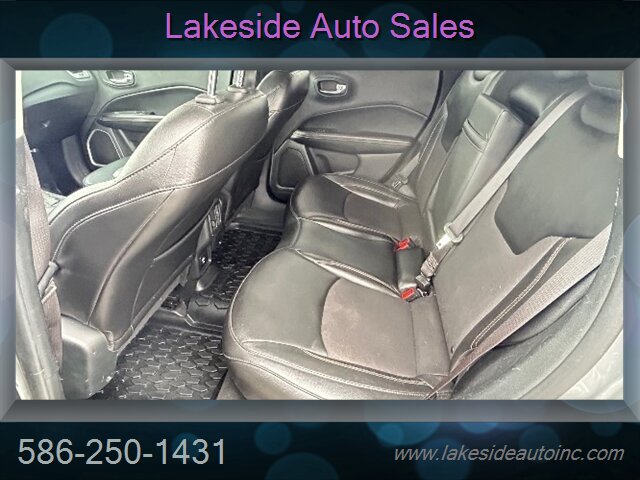 2020 Jeep Compass Latitude   - Photo 11 - Clinton Township, MI 48036