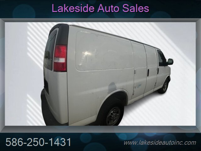 2019 Chevrolet Express 2500   - Photo 6 - Clinton Township, MI 48036