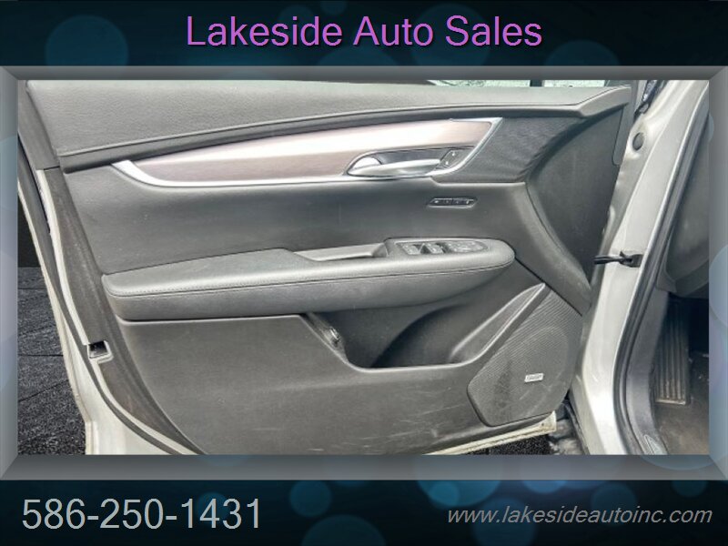 2019 Cadillac XT5 Premium Luxury Edition - Photo 14 - Clinton Township, MI 48036