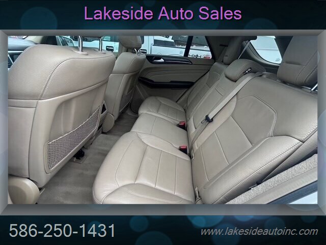 2015 Mercedes-Benz ML 400 - Photo 11 - Clinton Township, MI 48036