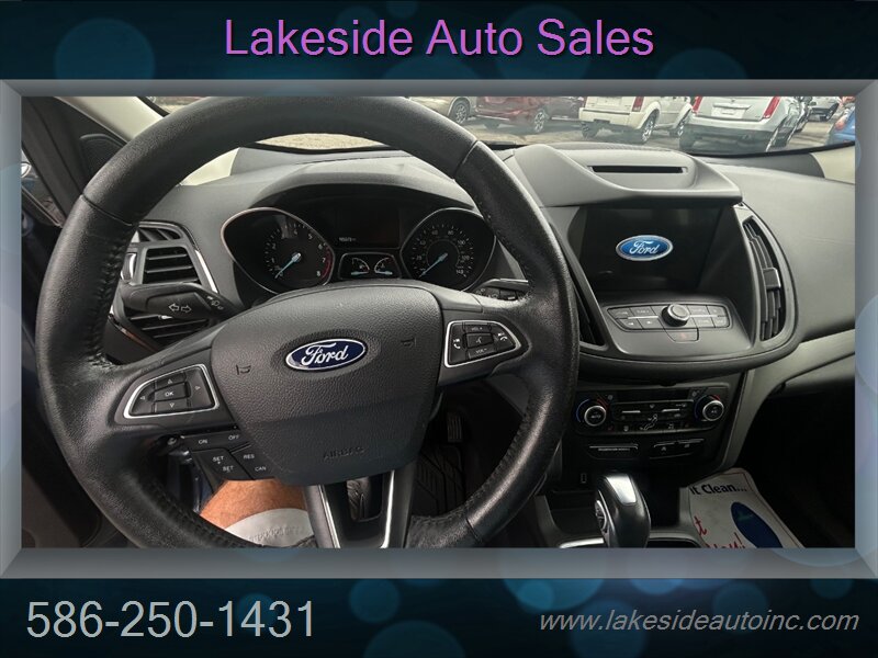 2018 Ford Escape SEL   - Photo 5 - Clinton Township, MI 48036