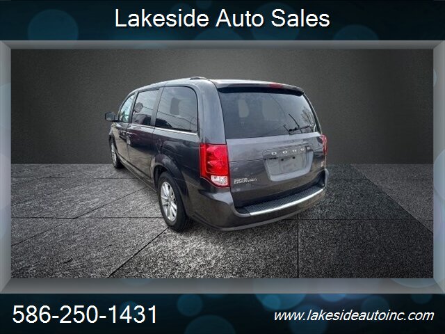 2018 Dodge Grand Caravan SXT - Photo 6 - Clinton Township, MI 48036