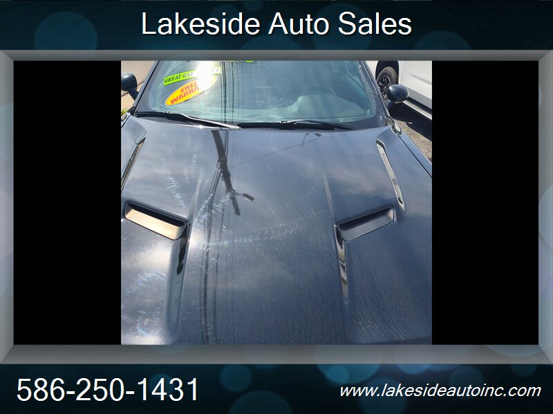 2016 Dodge Challenger SXT Challenger - Photo 2 - Clinton Township, MI 48036