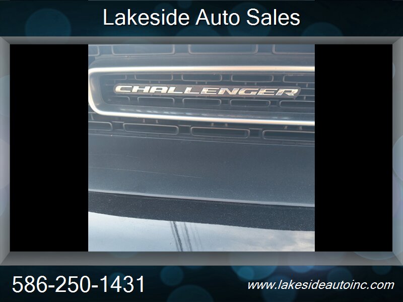 2016 Dodge Challenger SXT Challenger - Photo 11 - Clinton Township, MI 48036