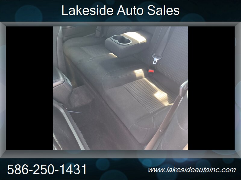 2016 Dodge Challenger SXT Challenger - Photo 9 - Clinton Township, MI 48036