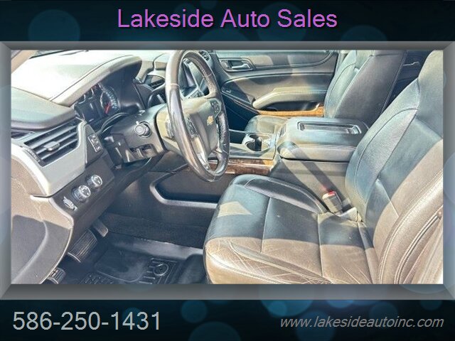 2018 Chevrolet Suburban LT - Photo 10 - Clinton Township, MI 48036