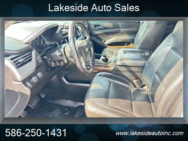 2018 Chevrolet Suburban LT - Photo 10 - Clinton Township, MI 48036