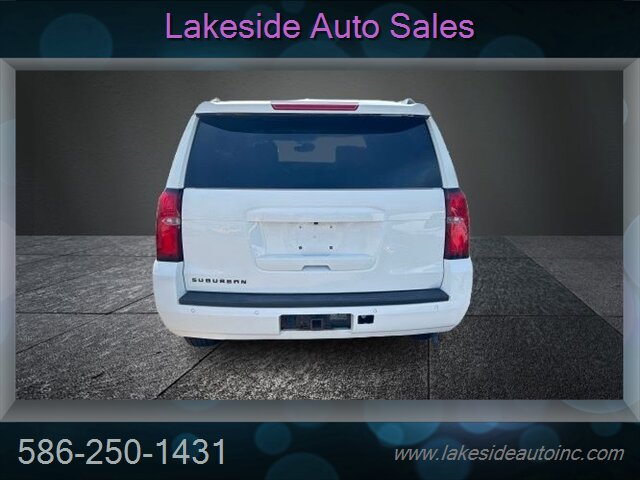 2018 Chevrolet Suburban LT - Photo 8 - Clinton Township, MI 48036