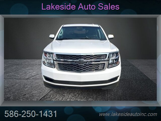 2018 Chevrolet Suburban LT - Photo 2 - Clinton Township, MI 48036