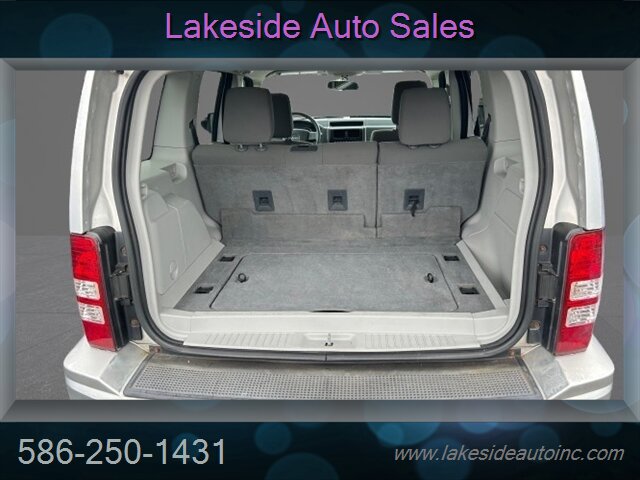 2008 Jeep Liberty Sport   - Photo 9 - Clinton Township, MI 48036