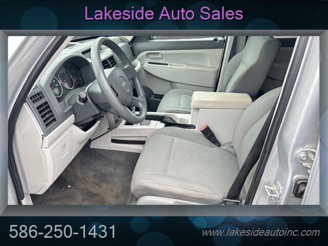2008 Jeep Liberty Sport   - Photo 7 - Clinton Township, MI 48036