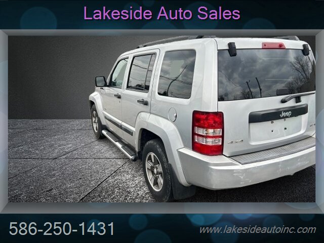 2008 Jeep Liberty Sport   - Photo 6 - Clinton Township, MI 48036