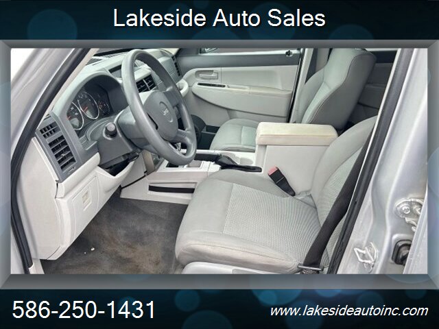 2008 Jeep Liberty Sport   - Photo 7 - Clinton Township, MI 48036