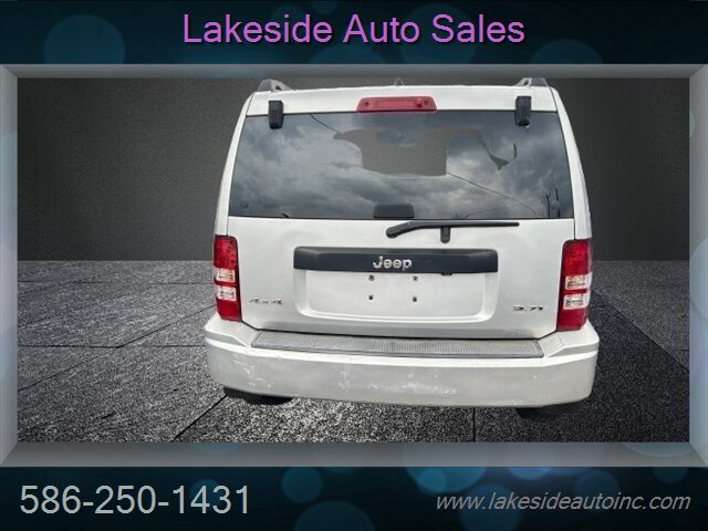 2008 Jeep Liberty Sport   - Photo 5 - Clinton Township, MI 48036