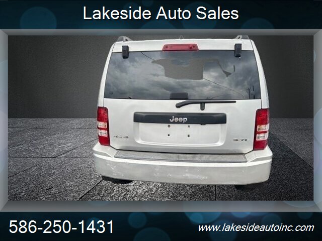 2008 Jeep Liberty Sport   - Photo 5 - Clinton Township, MI 48036