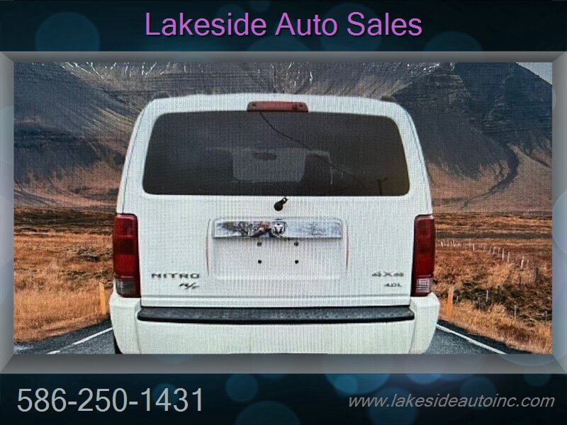 2008 Dodge Nitro R/T - Photo 6 - Clinton Township, MI 48036