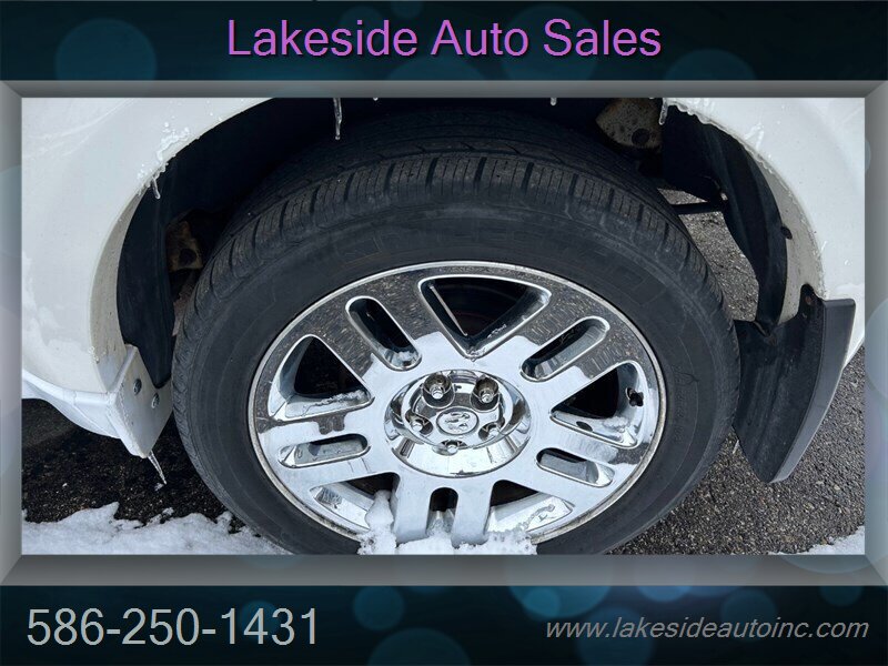 2008 Dodge Nitro R/T - Photo 5 - Clinton Township, MI 48036