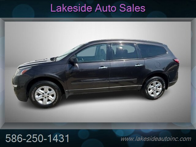 2017 Chevrolet Traverse LS - Photo 1 - Clinton Township, MI 48036