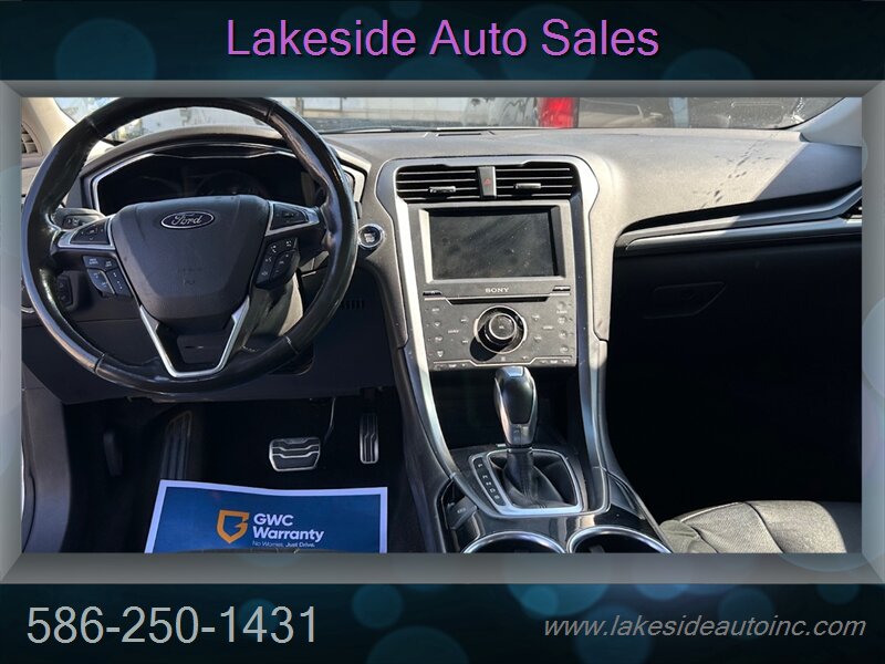 2013 Ford Fusion Titanium   - Photo 10 - Clinton Township, MI 48036