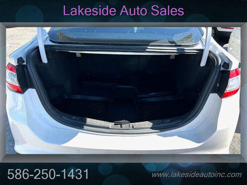 2013 Ford Fusion Titanium   - Photo 9 - Clinton Township, MI 48036