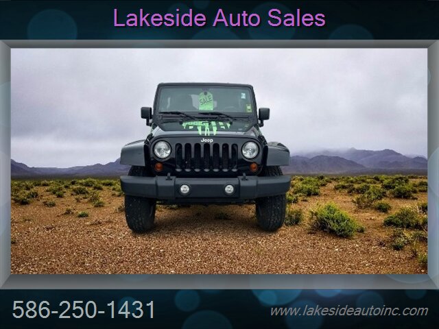 2012 Jeep Wrangler Unlimited Sahara - Photo 2 - Clinton Township, MI 48036
