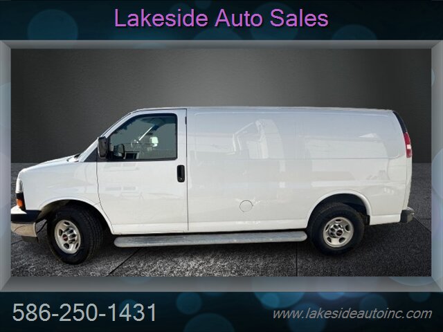 2017 GMC Savana 2500   - Photo 1 - Clinton Township, MI 48036