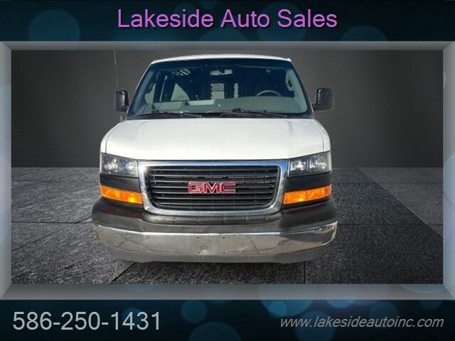 2017 GMC Savana 2500   - Photo 3 - Clinton Township, MI 48036