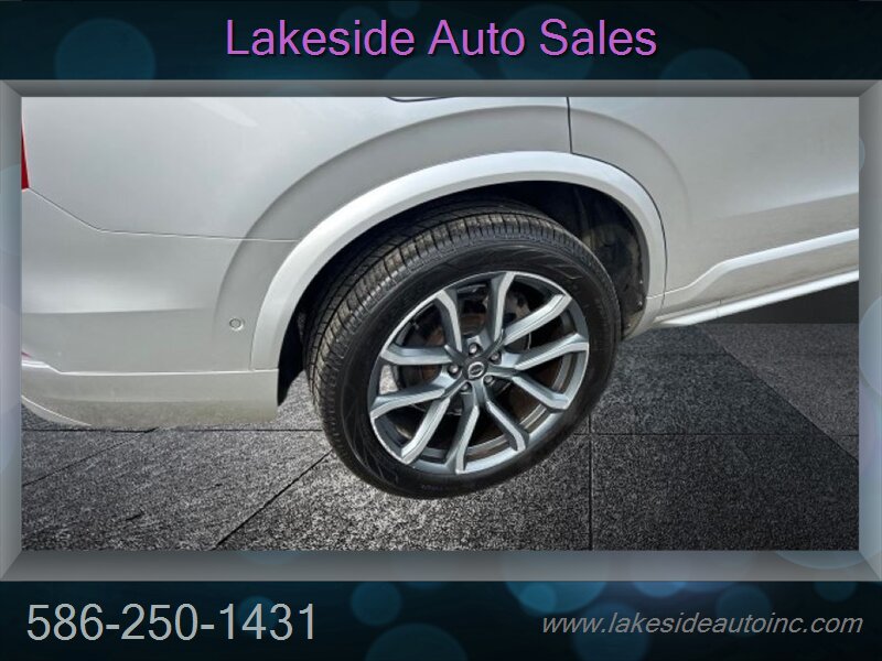 2017 Volvo XC90 T6 Momentum - Photo 16 - Clinton Township, MI 48036