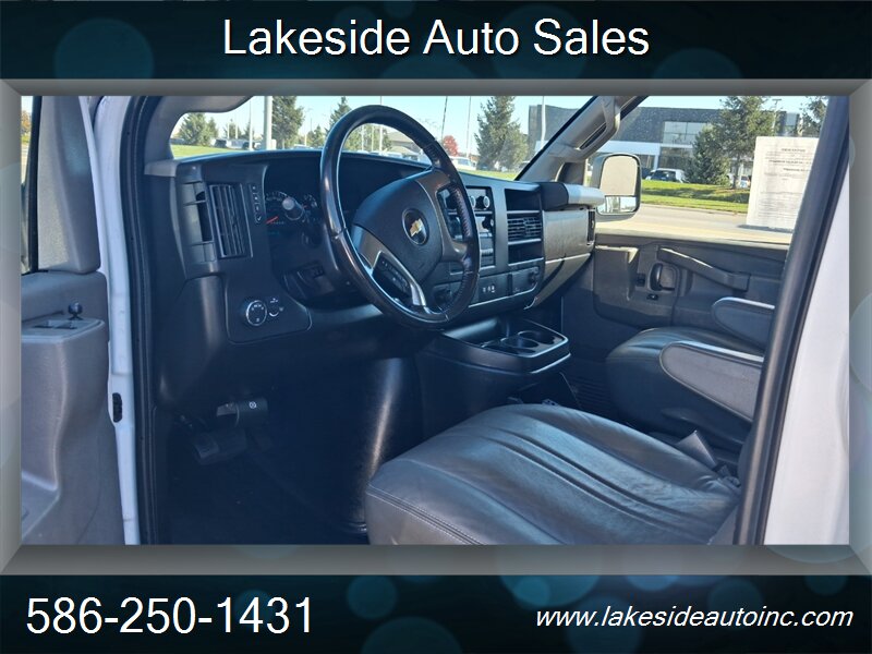 2018 Chevrolet Express 2500   - Photo 13 - Clinton Township, MI 48036