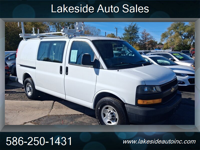 2018 Chevrolet Express 2500   - Photo 3 - Clinton Township, MI 48036