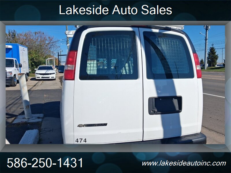 2018 Chevrolet Express 2500   - Photo 6 - Clinton Township, MI 48036