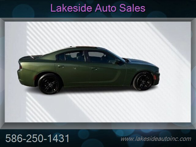 2019 Dodge Charger SXT - Photo 2 - Clinton Township, MI 48036