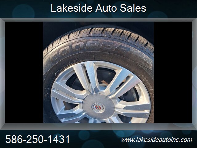 2015 Cadillac SRX Luxury Collection  Cadillac SRX  Wheel Drive Low Miles!!! - Photo 12 - Clinton Township, MI 48036