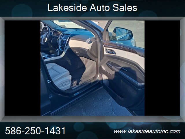 2015 Cadillac SRX Luxury Collection  Cadillac SRX  Wheel Drive Low Miles!!! - Photo 7 - Clinton Township, MI 48036